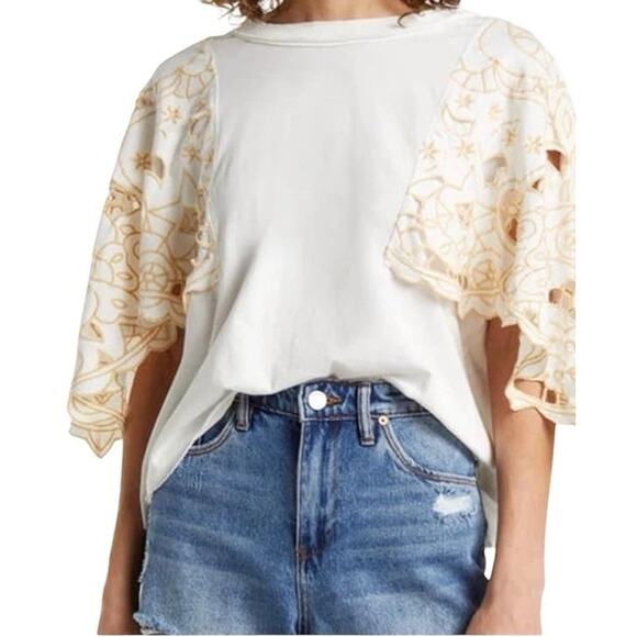Free People Angel Tee in Ivory Sz L Flared FlutterSleeve Embroidered Blouse Top - Picture 2 of 9